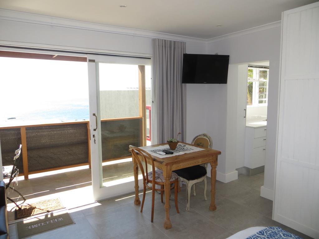 Camps Bay Studio Guesthouse - Studio Ciudad del Cabo Exterior foto