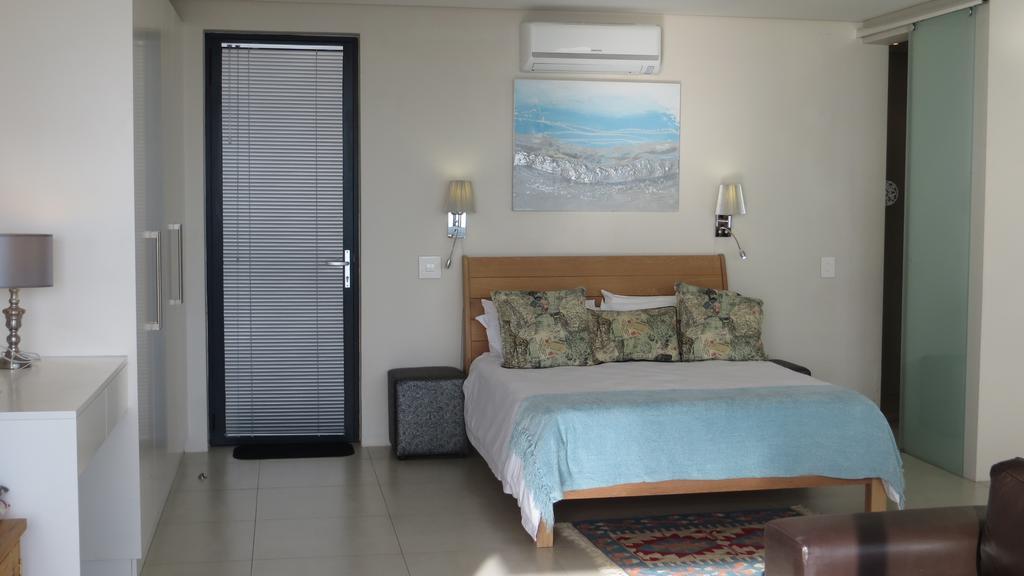 Camps Bay Studio Guesthouse - Studio Ciudad del Cabo Exterior foto